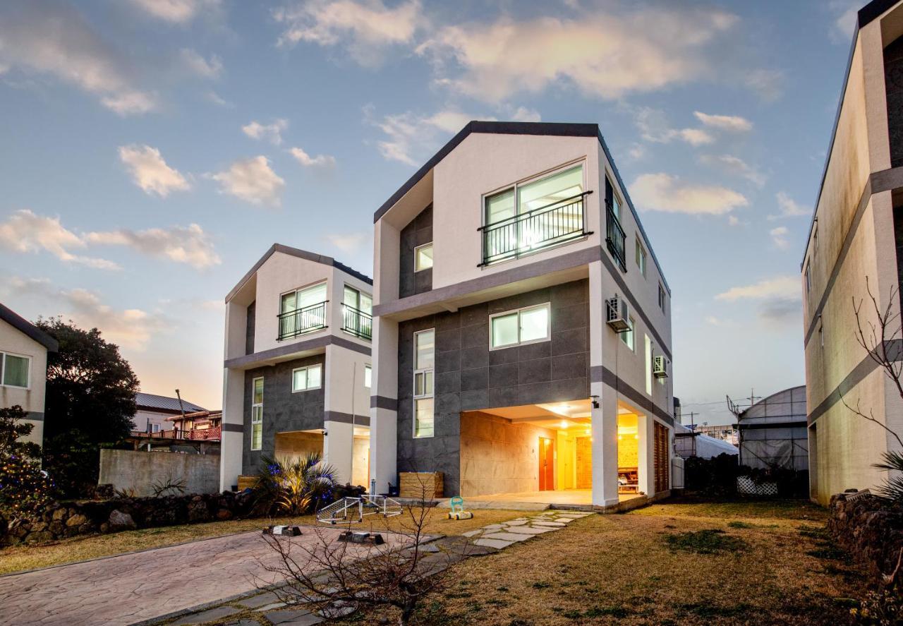 Haevichi Private Pension Seogwipo Dış mekan fotoğraf
